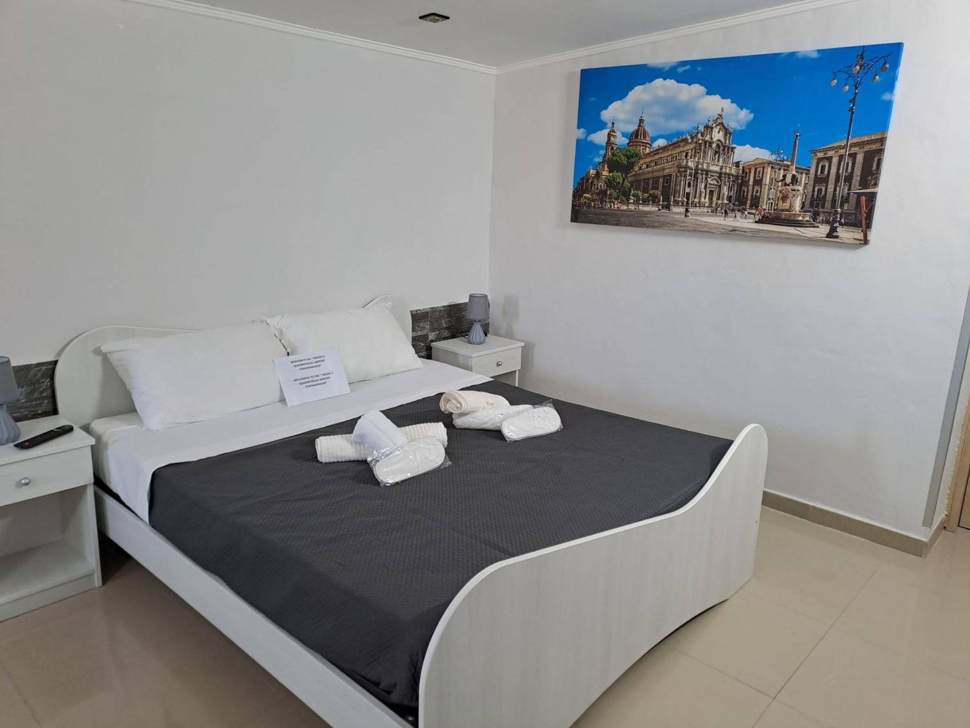 Bed and Breakfast House Il Quadrifoglio Airport Fontanarossa à Catane Extérieur photo